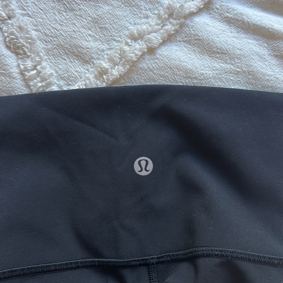 Lululemon Wunder Under Black Leggings - Picture 3 of 5